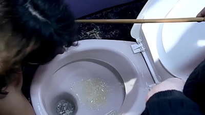 Мая цудоўная прыватная сэкс-рабыня Мелані Мэмфіс. Яна мая любімая рабыня, яна выглядае нявіннай, маладой, займаецца анальным сэксам, гуляе па ролях, і я магу выкарыстоўваць яе, калі захачу. Частка 1.