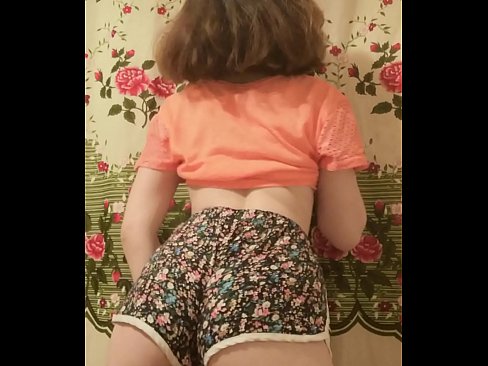 ❤️ Сэксуальная маладая красуня здымае шорты на камеру Сэкс у нас be.mouthporn.ru ❌️